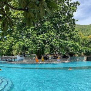 Hồ bơi Sparlkingwaves