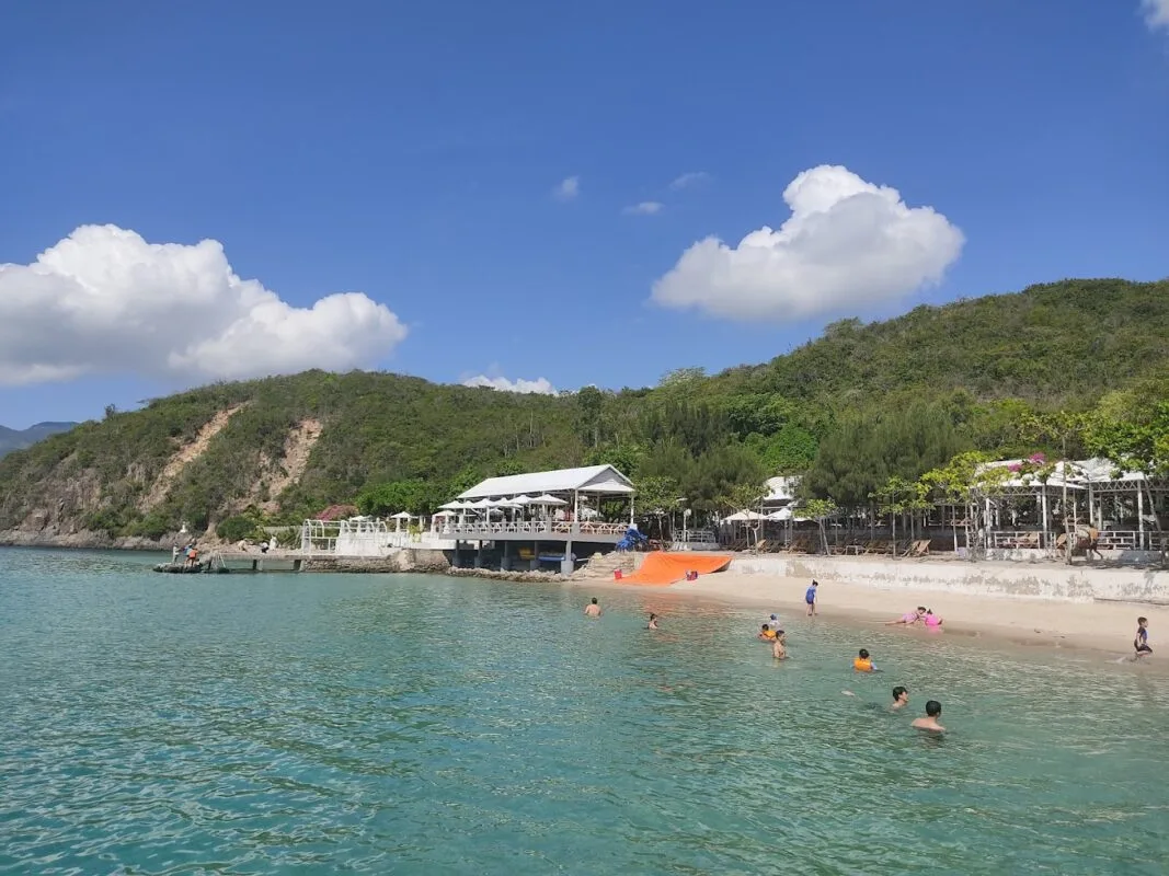 Bãi Tranh Nha Trang 1