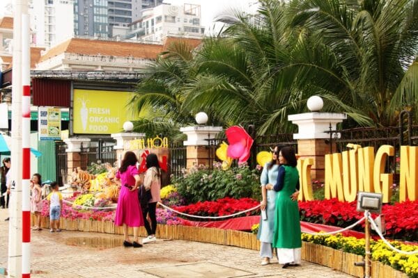 du lịch tet 2025 nen di dau