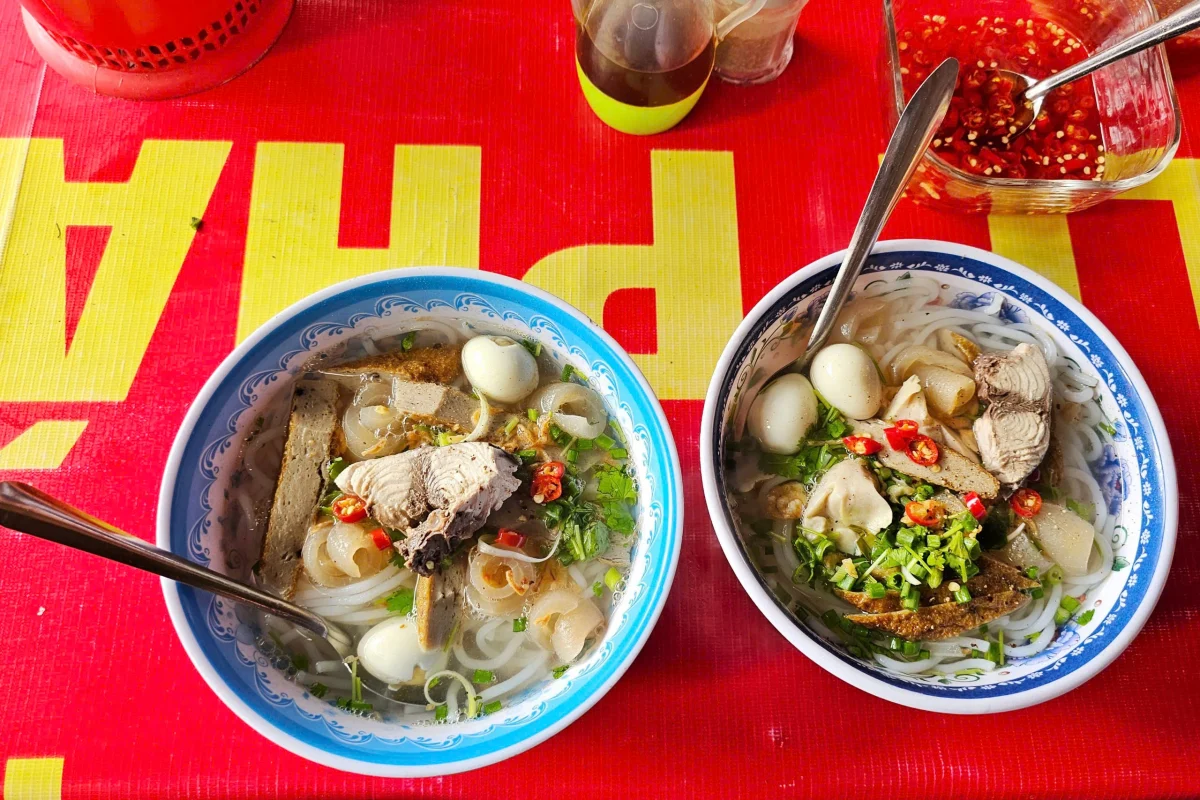 Tô Bún Cá Trên đảo Bích Đầm