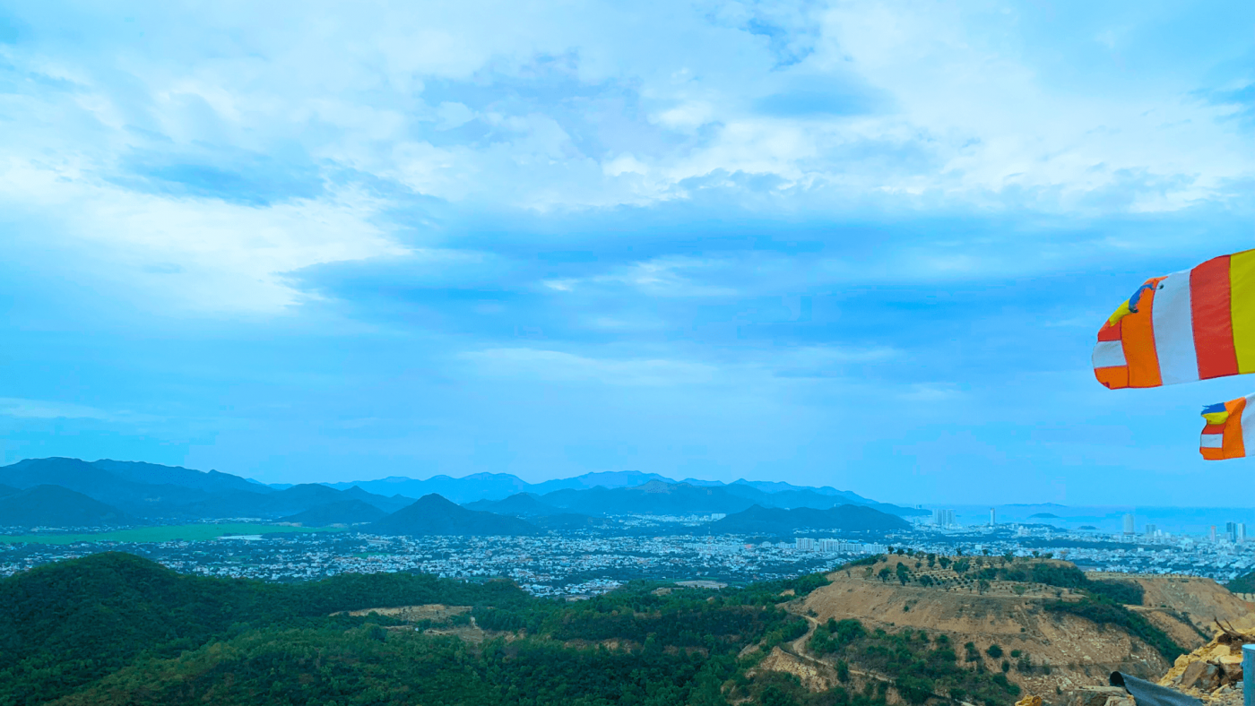 Phía Bắc Nha Trang nhìn từ Núi Chín Khúc 2