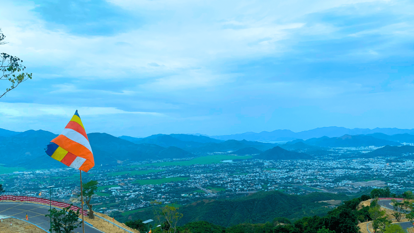 Truc Lam Phung Thuy Son - Cuu Long Son Tu