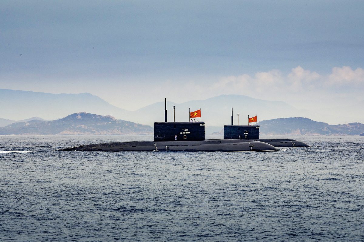 Dieu binh quoc khanh 80 18