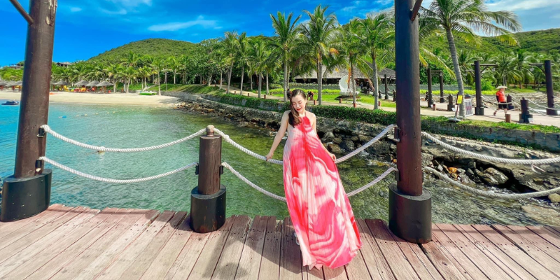 Check in cau go hon tam 800x400